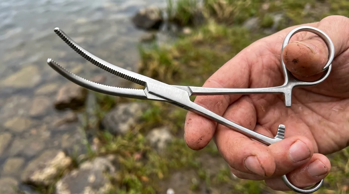 Zite Fishing Hakenlöser Zange Gebogen 18cm als Angelwerkzeug - Detaillierte Übersicht