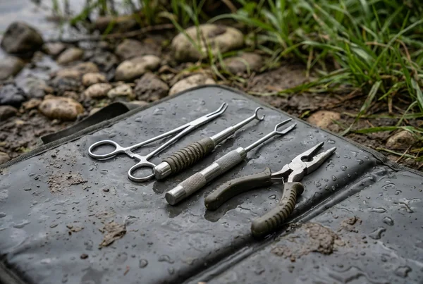 Was ist der unterschied zwischen hakenlöser zange und pistol hakenlöser – Detailansicht