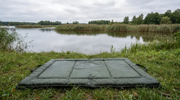 Warum ist eine Abhakmatte für den Fisch schonender? Schutz für Fang und Schleimhaut