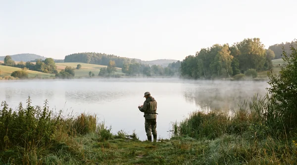 Tönnchenwirbel richtig an die Hauptschnur knoten: Anleitung für Angler