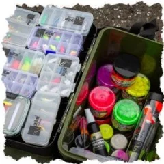 Multi-Angelkoffer Set - Angelrucksack-Sitzkiepe & 2,10m Kescher Gummiert + GRATIS Handtuch & Multi-Angelzange - Das Raumwunder